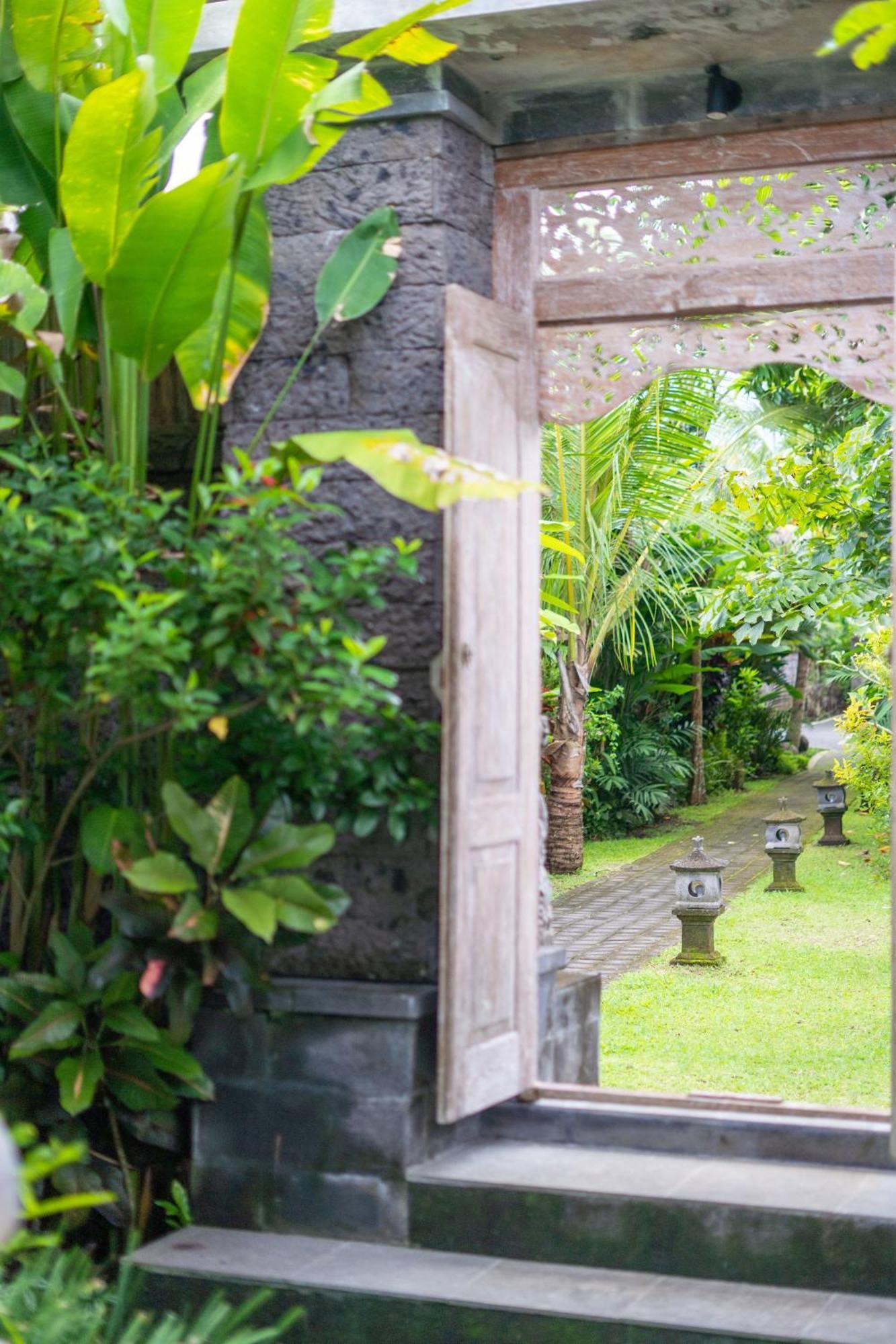 Villa Kumala Ubud Exterior foto